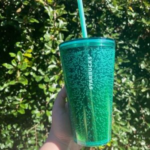 NEW Starbucks Ombre Blue Green Bubbles Grande Tumbler 16oz with Baby Blue Straw